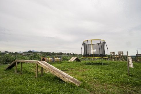 Oportunidad Única, Apartamento con extras de 2 Habitaciones en Condominio con tan solo $2000 de Prima. Cod 5132