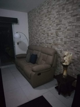 Oportunidad Única, Apartamento con extras de 2 Habitaciones en Condominio con tan solo $2000 de Prima. Cod 5132