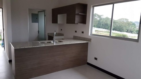 Oportunidad Única, Apartamento de 2 Habitaciones en Condominio con tan solo $2000 de Prima. Cod 5134