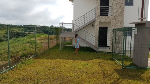 Oportunidad Única, Apartamento de 2 Habitaciones en Condominio con tan solo $2000 de Prima. Cod 5134