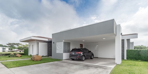 Construya a su estilo, lotes de 600m2, Casas de 170m2, los mejores acabados del Mercado. Cod 5801