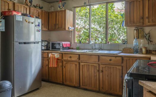 Casa en Zapote USO DE SUELO MIXTO: Amplia, cómoda y bien ubicada, ¡ideal para tu familia o Negocio! cod.5864