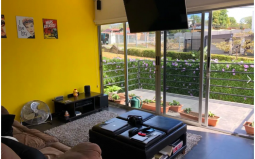 ¡OPORTUNIDAD! HERMOSA CASA MODERNA CON HERMOSOS ACABADOS EN RESIDENCIAL PRIVADO. COD. 31557