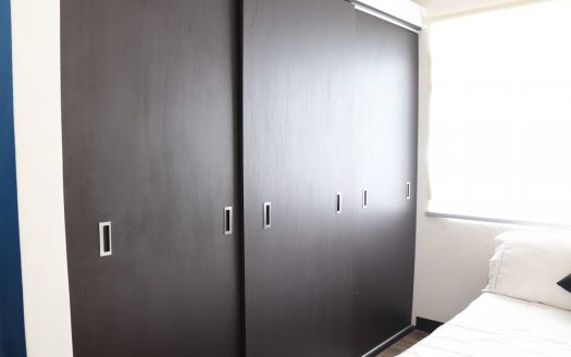 ¡OPORTUNIDAD! HERMOSA CASA MODERNA CON HERMOSOS ACABADOS EN RESIDENCIAL PRIVADO. COD. 31557