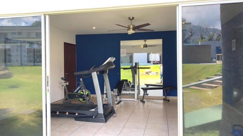 venta-de-casa-en-escazu-condominio-tirreno