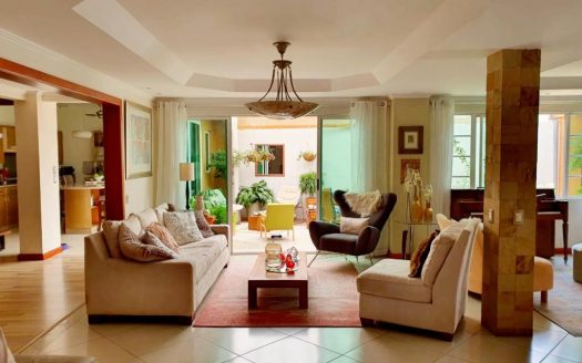 venta-de-casa-en-guachipelin