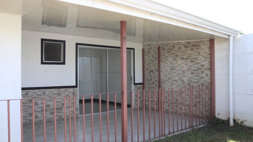 VENDE CASA DE 1 PLANTA EN EL ROBLE DE ALAJUELA- Patio