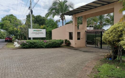 Venta de Lote en condominio en La Guacima, Alajuela- Entrada