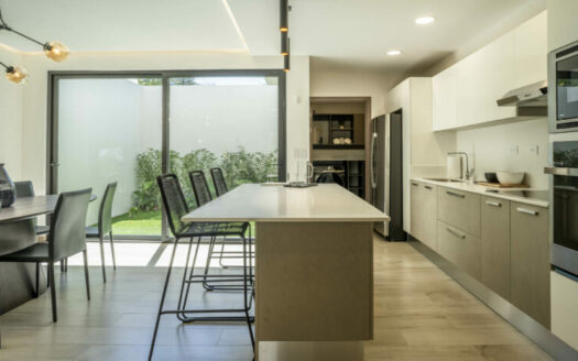 Estrene su casa NUEVA en Condominio en Santa Ana, Pague la prima fraccionada!!! desde US$258,000 Cód 47018