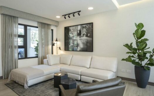 Estrene su casa NUEVA en Condominio en Santa Ana, Pague la prima fraccionada!!! desde US$258,000 Cód 47018