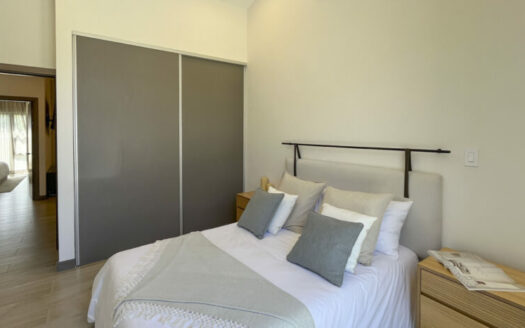 Estrene su casa NUEVA en Condominio en Santa Ana, Pague la prima fraccionada!!! desde US$258,000 Cód 47018