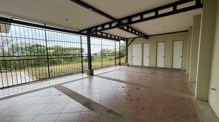 Casa en Venta San José, Ciudad Colón- Parqueo