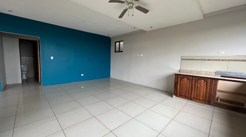 Casa en Venta San José, Ciudad Colón- Comedor