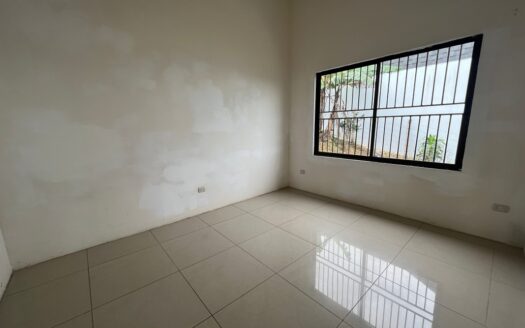 REMATE! Casa de Campo a 15 minutos de la ciudad, en Ciudad Colón, vistas ESPECTACULARES 4 dormitorios,! Precio de lista ₡179,700,000 Precio Mínimo ₡ 132,079,500 COD#67066