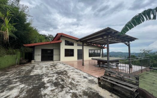 Casa en Venta San José, Ciudad Colón- Entrada