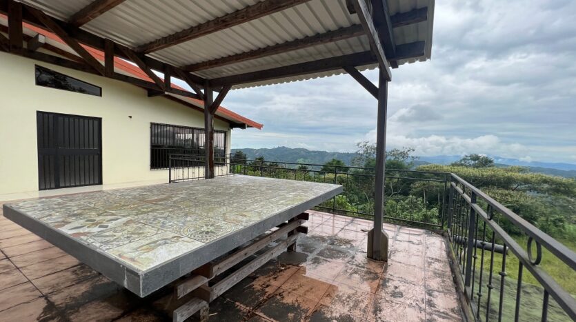 Casa en Venta San José, Ciudad Colón- Terraza