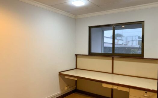 Hermosa propiedad en alquiler de uso comercial – industrial cerca de Escazú, Pavas y Sabana COD#72029