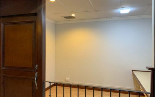 Hermosa propiedad en alquiler de uso comercial – industrial cerca de Escazú, Pavas y Sabana COD#72029