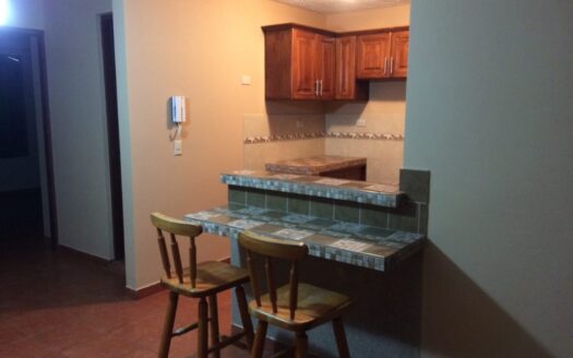 INVERSIONISTAS: se vende propiedad con 3 apartamentos alquilados en residencial en San Rafael de Alajuela COD#76601