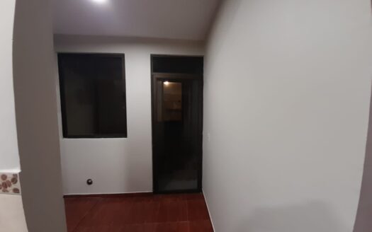 INVERSIONISTAS: se vende propiedad con 3 apartamentos alquilados en residencial en San Rafael de Alajuela COD#76601
