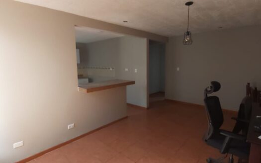 INVERSIONISTAS: se vende propiedad con 3 apartamentos alquilados en residencial en San Rafael de Alajuela COD#76601