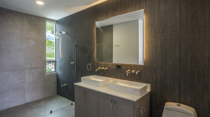 Casa en Condominio en Venta San José, Escazú- Baño