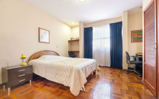 Curridabat: Espectacular casa en Altamonte, lote 638m2 #89131