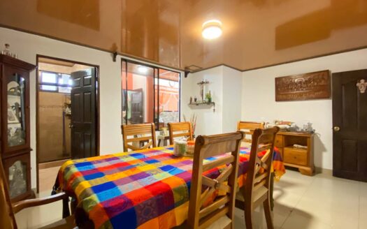 ¡Oportunidad en San Diego, Tres Ríos! Venta de 2 Espaciosas Casas en Diferentes Niveles. Terreno 156m2, Construcción 248m2 cod.92288