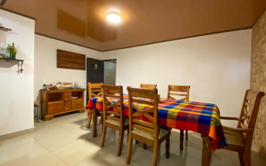 ¡Oportunidad en San Diego, Tres Ríos! Venta de 2 Espaciosas Casas en Diferentes Niveles. Terreno 156m2, Construcción 248m2 cod.92288