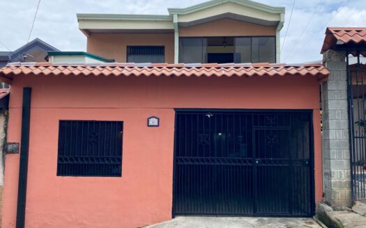 ¡Oportunidad en San Diego, Tres Ríos! Venta de 2 Espaciosas Casas en Diferentes Niveles. Terreno 156m2, Construcción 248m2 cod.92288