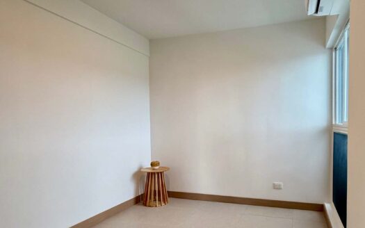 Apartamento Semi Amueblado con Vista al Mar en Condominio Viva Jacó. Código 957362