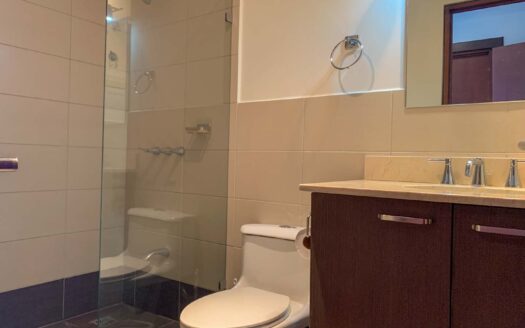 Exclusivo apartamento en venta, 3 Habitaciones en Paseo Colón, vistas impresionantes desde el piso 24 COD#100765