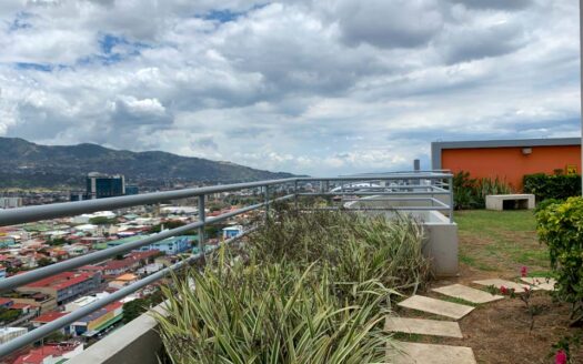 Exclusivo apartamento en venta, 3 Habitaciones en Paseo Colón, vistas impresionantes desde el piso 24 COD#100765