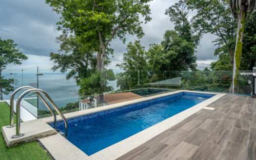 Casa en Venta en Punta Leona, con Piscina y Amplias Áreas Verdes. Código: 108420 Ocean View-Precio: $825 000