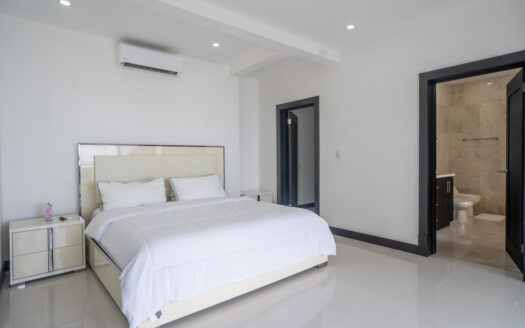 Casa en Venta en Punta Leona, con Piscina y Amplias Áreas Verdes. Código: 108420 Ocean View-Precio: $825 000