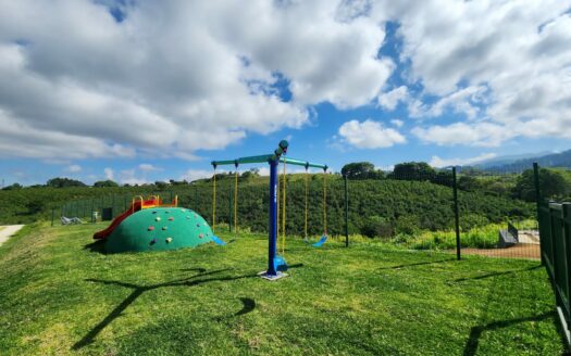 Espectacular lote 236m2 con vista a la carpintera en Hacienda Peraz! #110560