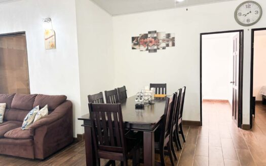 Maravillosa Casa en Venta- Guacalillo Puntarenas- A solo 10 minutos de la playa. Precio: $190 000- Código: 111054