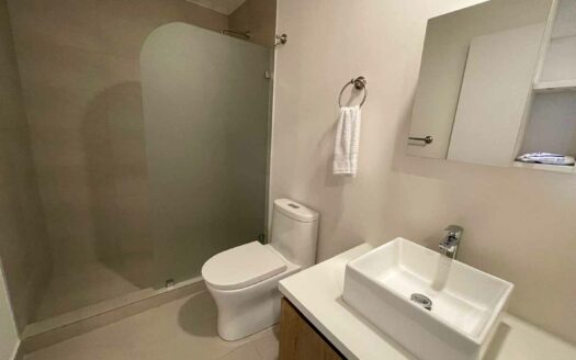 Viva a pasos del parque de La Sabana en apartamento tipo estudio en alquiler, Sabana Oeste, amueblado, nuevo con Terraza! COD#C112609