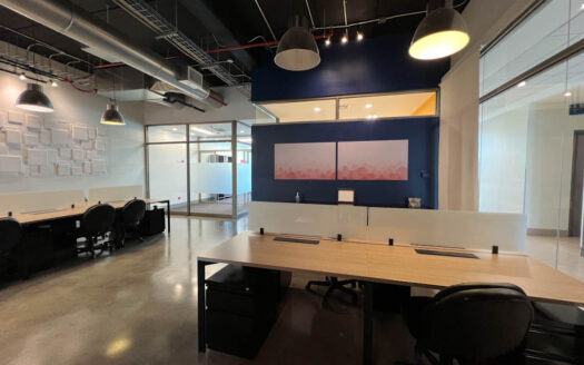 Se Alquila Oficina Amueblada de 150 m2 Para Centro de Trabajo en Centro Corporativo El Tobogán, Calle Blancos COD 112335