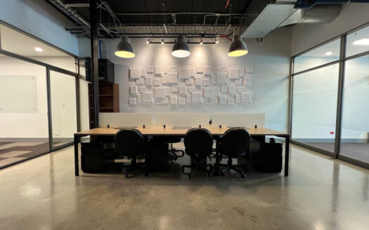 Se Alquila Oficina Amueblada de 150 m2 Para Centro de Trabajo en Centro Corporativo El Tobogán, Calle Blancos COD 112335