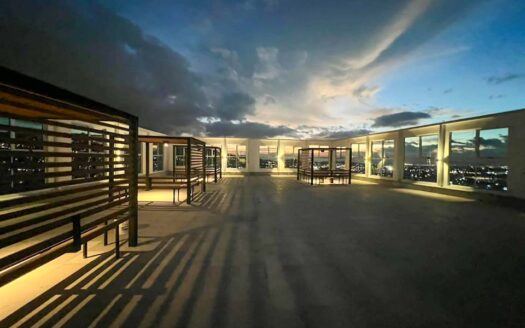 Viva a pasos del parque de La Sabana en apartamento tipo estudio en alquiler, Sabana Oeste, amueblado, nuevo con Terraza! COD#C112609