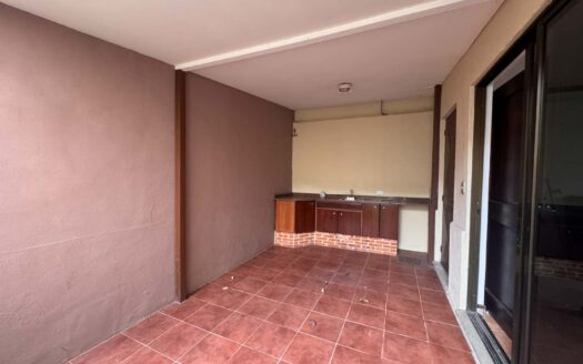 Preciosa Casa En Venta En Santa Ana Centro, Diseño Exclusivo Y Espacios Amplios. Cód. 116552