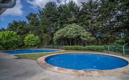 Apartamento en Preventa en Condominio Cipreses de Granadilla Cod 120236