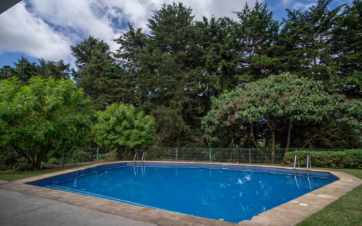 Apartamento en Preventa en Condominio Cipreses de Granadilla Cod 120236