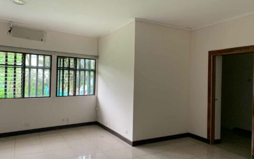 Edificio comercial en remate en Zapote, amplio y con estratégica ubicación COD#118099