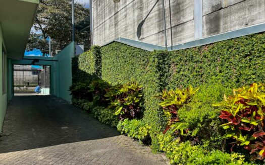 Edificio comercial en venta en Rohrmoser, ubicación estratégica COD#120777