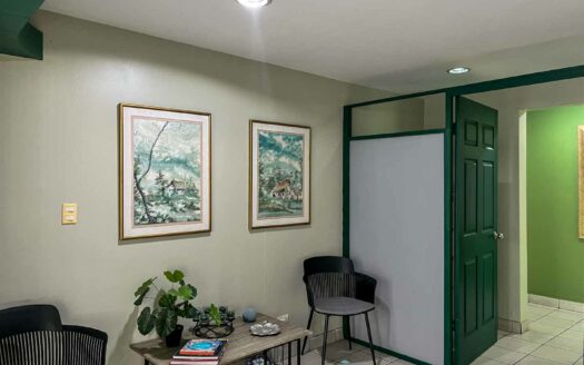 Edificio comercial en venta en Rohrmoser, ubicación estratégica COD#120777