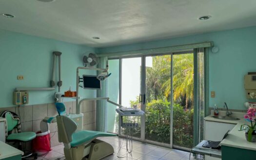 Edificio comercial en venta en Rohrmoser, ubicación estratégica COD#120777