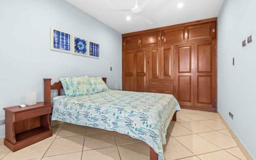 Exclusive Ocean-View Apts in Altos de Flamingo: Luxury and Serenity COD:125906