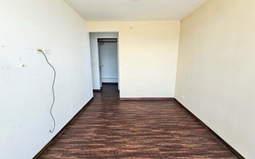 Remate Bancario!!! Apartamento en Heredia, Cond. Bella Vista (piso #13 Vista hacia San Jose) 2hab, 2 baños, 2 parqueos. Cod. 125413